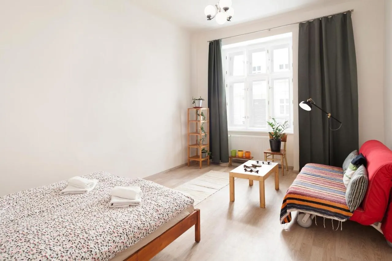 One-Bedroom Park Flat Prague