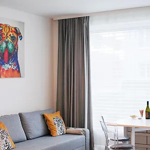 Holesovice Delight: Modern Comfort With A Twist In 7 Прага